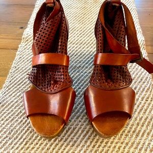 Free People cognac size 38 - barely worn